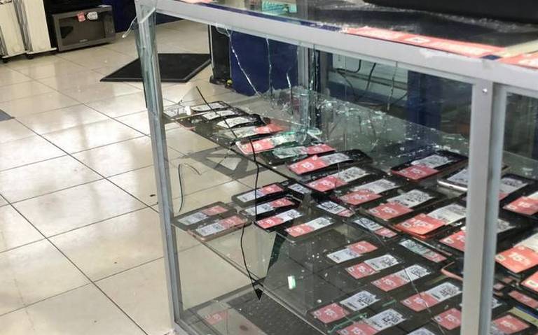 Ladrones hacen su Buen Fin en Parral; roban 30 Iphones de casa de empeño -  El Heraldo de Juárez | Noticias Locales, Policiacas, sobre México,  Chiahuahua y el Mundo