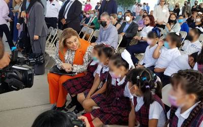 Maru Campos da arranque a programa de desayunos para estudiantes en Juárez  - El Heraldo de Chihuahua | Noticias Locales, Policiacas, de México,  Chihuahua y el Mundo